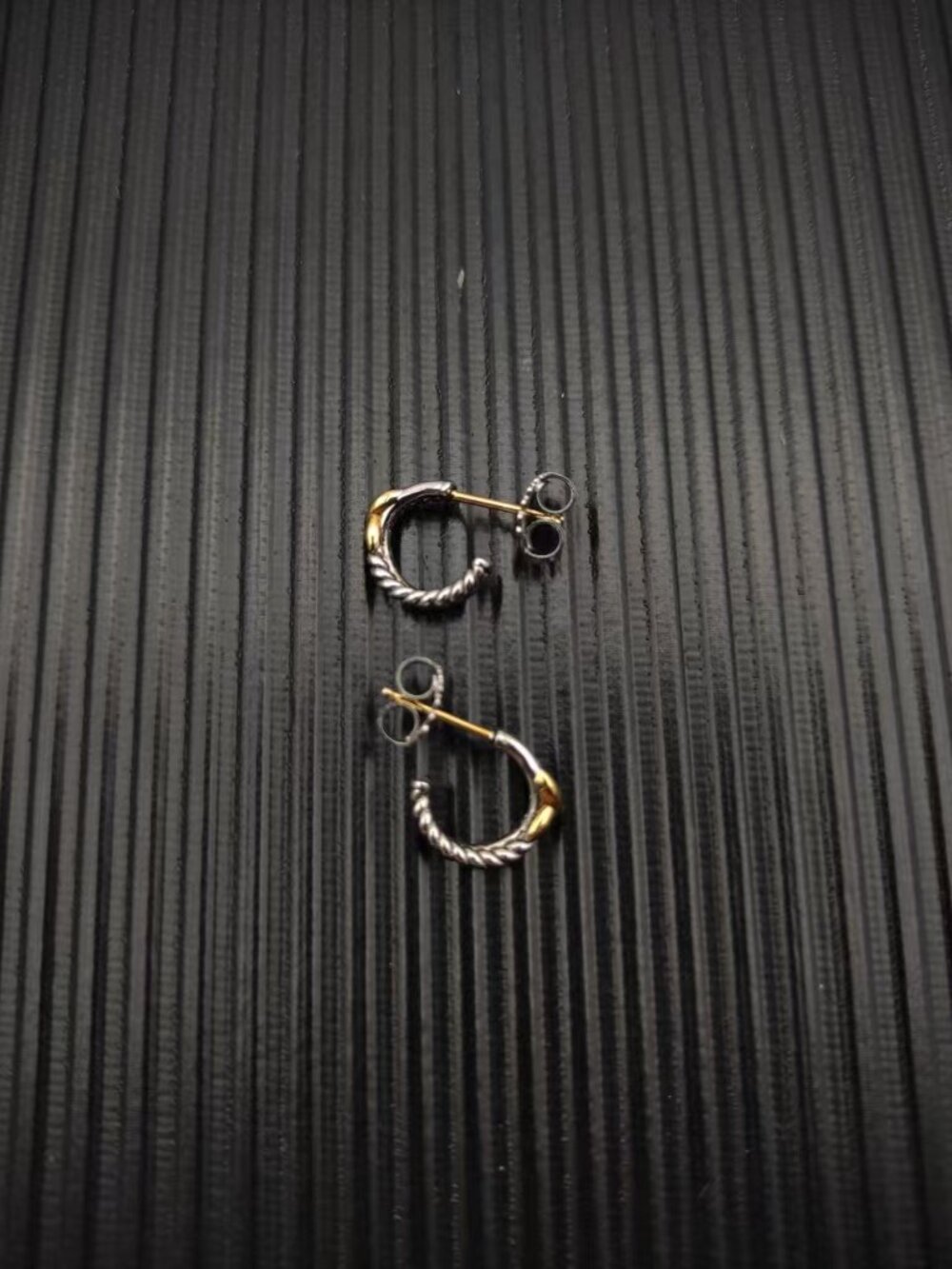 🥂David Yurman Colorful Beaded Ear Rings - Picture 5 of 9